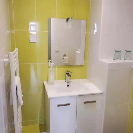 Les Mariettes شقة *